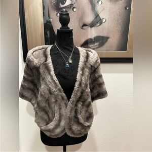 Vintage 50s 60s Faux Fur Women's Stole|Cape- Gray